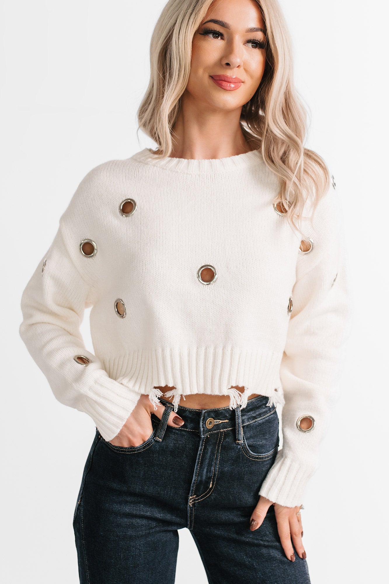 Winter Slow Distressed Grommet Sweater (Ivory)