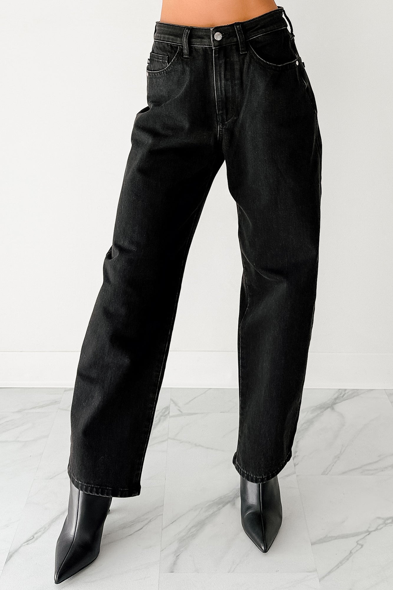 Sophia High Rise Judy Blue Washed Barrel Jeans (Black)