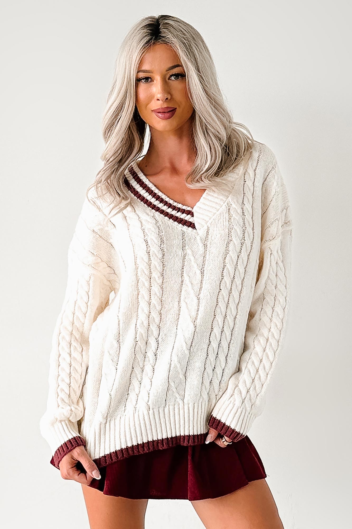 Woven Stories Cable Knit V Neck Sweater (Cream)